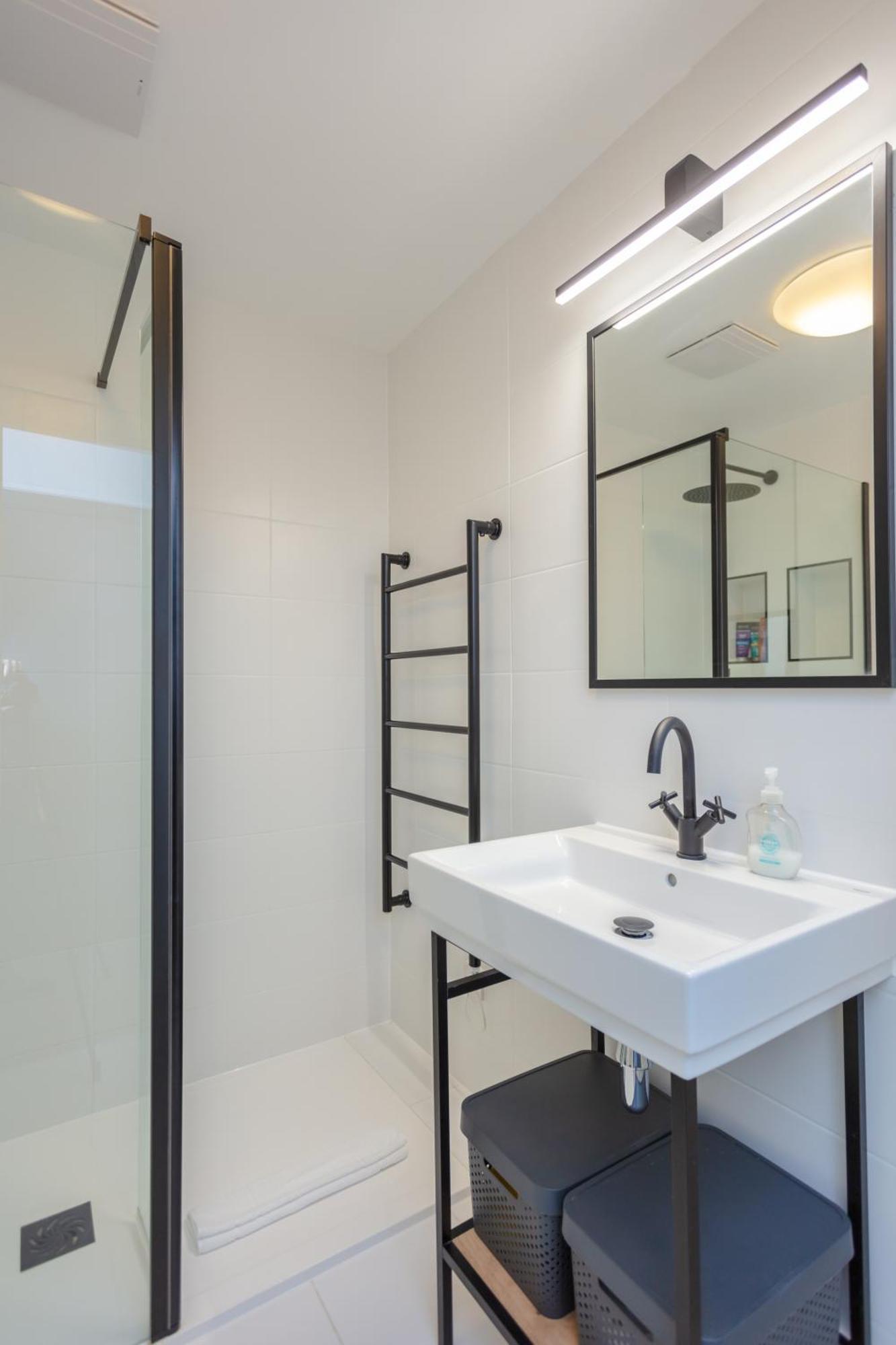 Stylish 1 Bedroom Apartment In Holborn In A Great Location London Eksteriør bilde